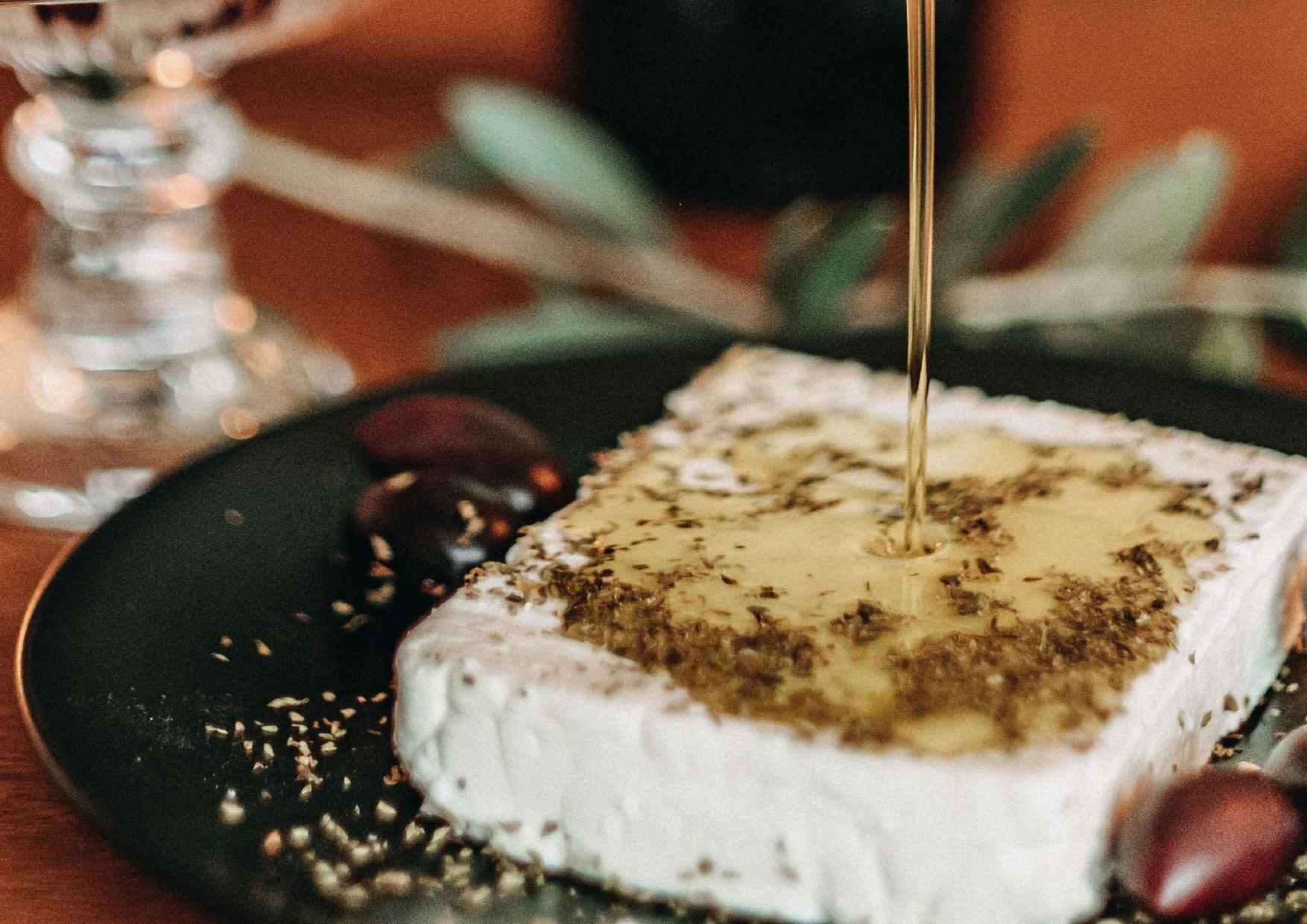 Aelia Luxury Suites Karterados  Zewnętrze zdjęcie Feta cheese with olive oil