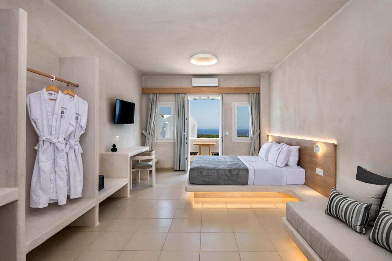 Aelia Luxury Suites Karterados  Zewnętrze zdjęcie A room at the hotel