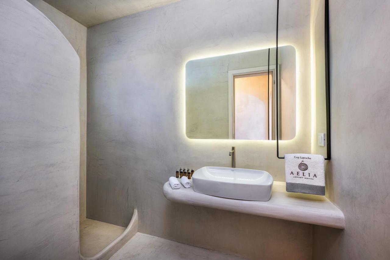 Aelia Luxury Suites Karterados  Zewnętrze zdjęcie Bathroom